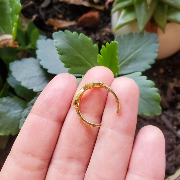 NWOT Gold Infinity Toe Ring - Picture 5 of 5